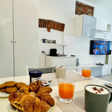 Beddy & Breakfast 2 - Il Cortino Apartment Cesano Maderno Exterior photo